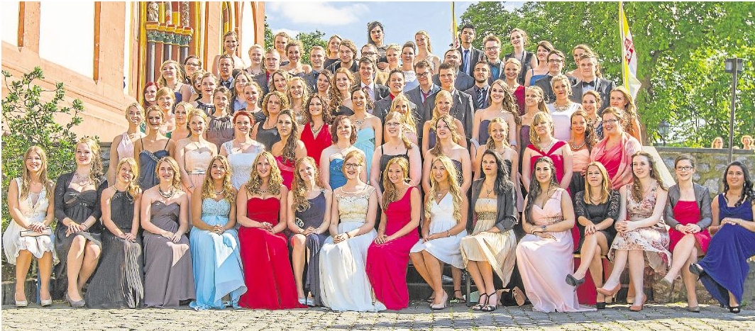 Die Absolventen des Jahrgangs 2013/2014 an der Limburger Adolf-Reichwein-Schule